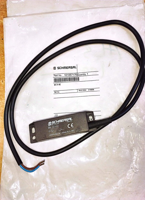Schmersal Magnetic Switch BN310-RZ | magnetic reed switch | Brand New |